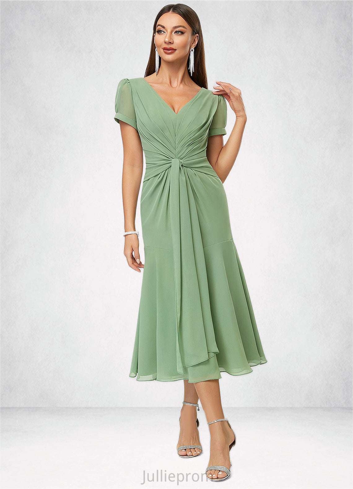 Aubree Trumpet/Mermaid V-Neck Tea-Length Chiffon Cocktail Dress With Pleated DQP0022315