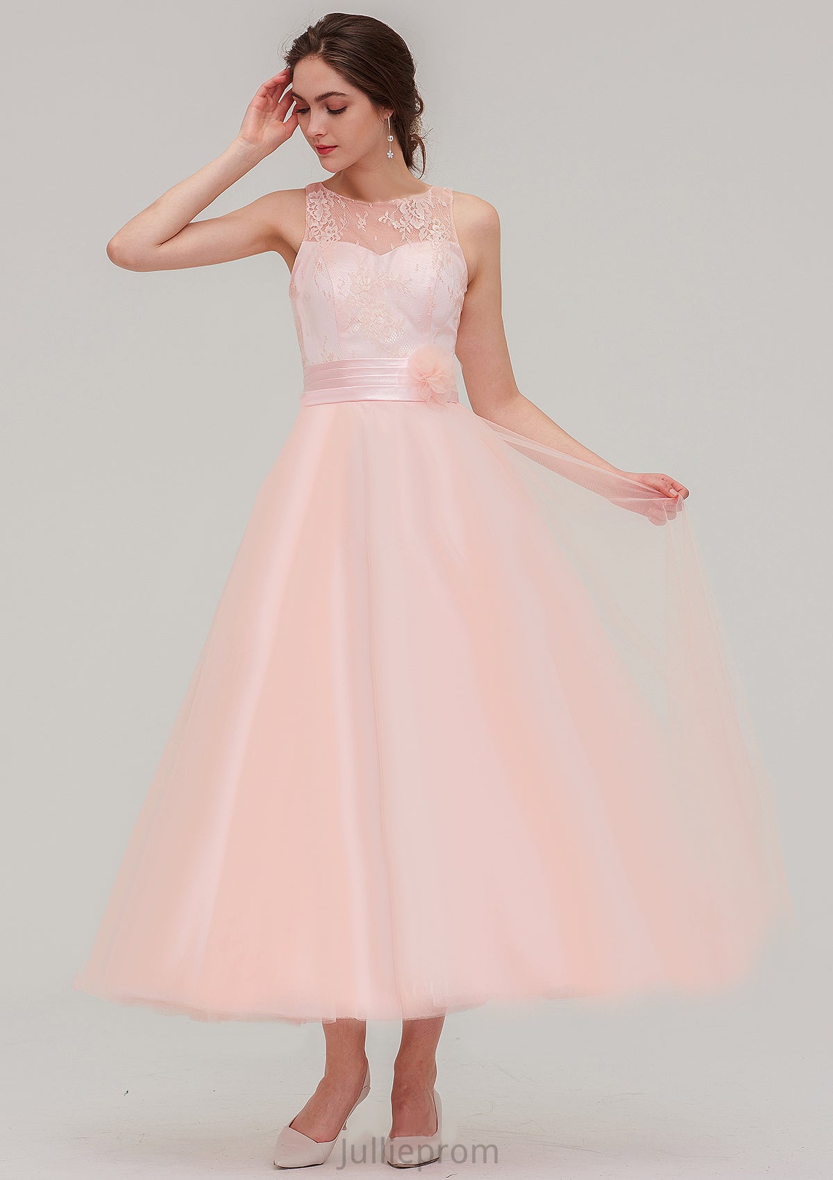 Tea-Length Sleeveless Bateau Tulle A-line/Princess Bridesmaid Dresses With Waistband Lace Areli DQP0025429